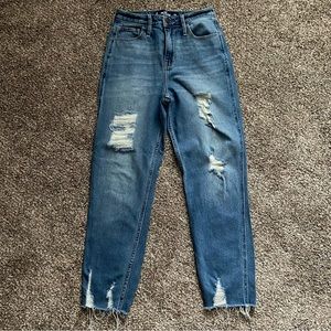 Hollister Ultra High-Rise Mom Jeans, Hollister Vintage Stretch, Size 3R, 26X27